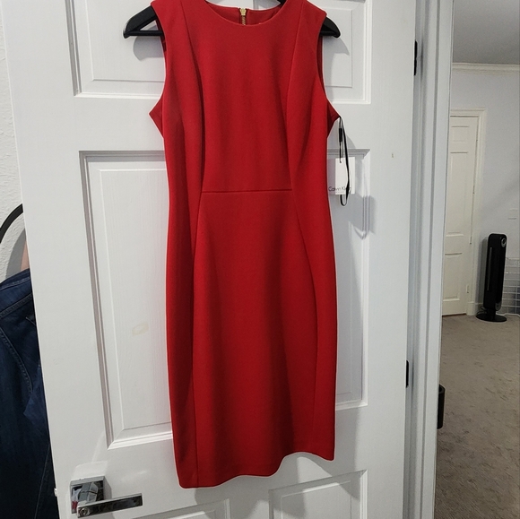 calvin klein red dress Dress, ,red , Size 10, Formal Dress , All Occasion Dress a Calvin Klein logo non Calvin Klein Red Party Dress